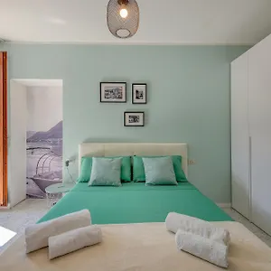  Apartment La Casa Del Pescatore